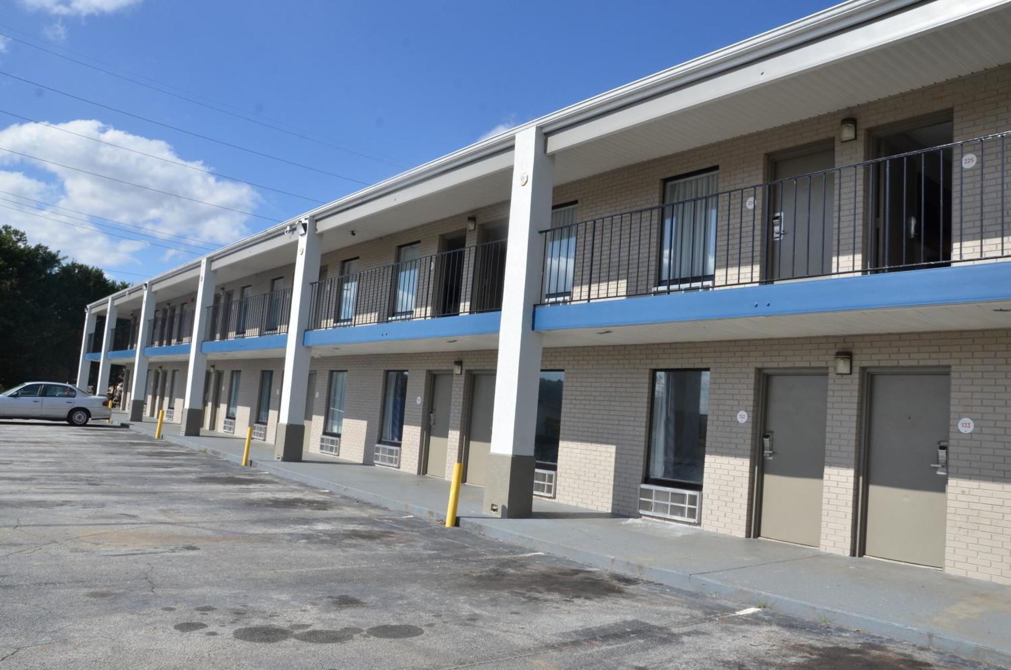 My Home & Suites コビントン エクステリア 写真