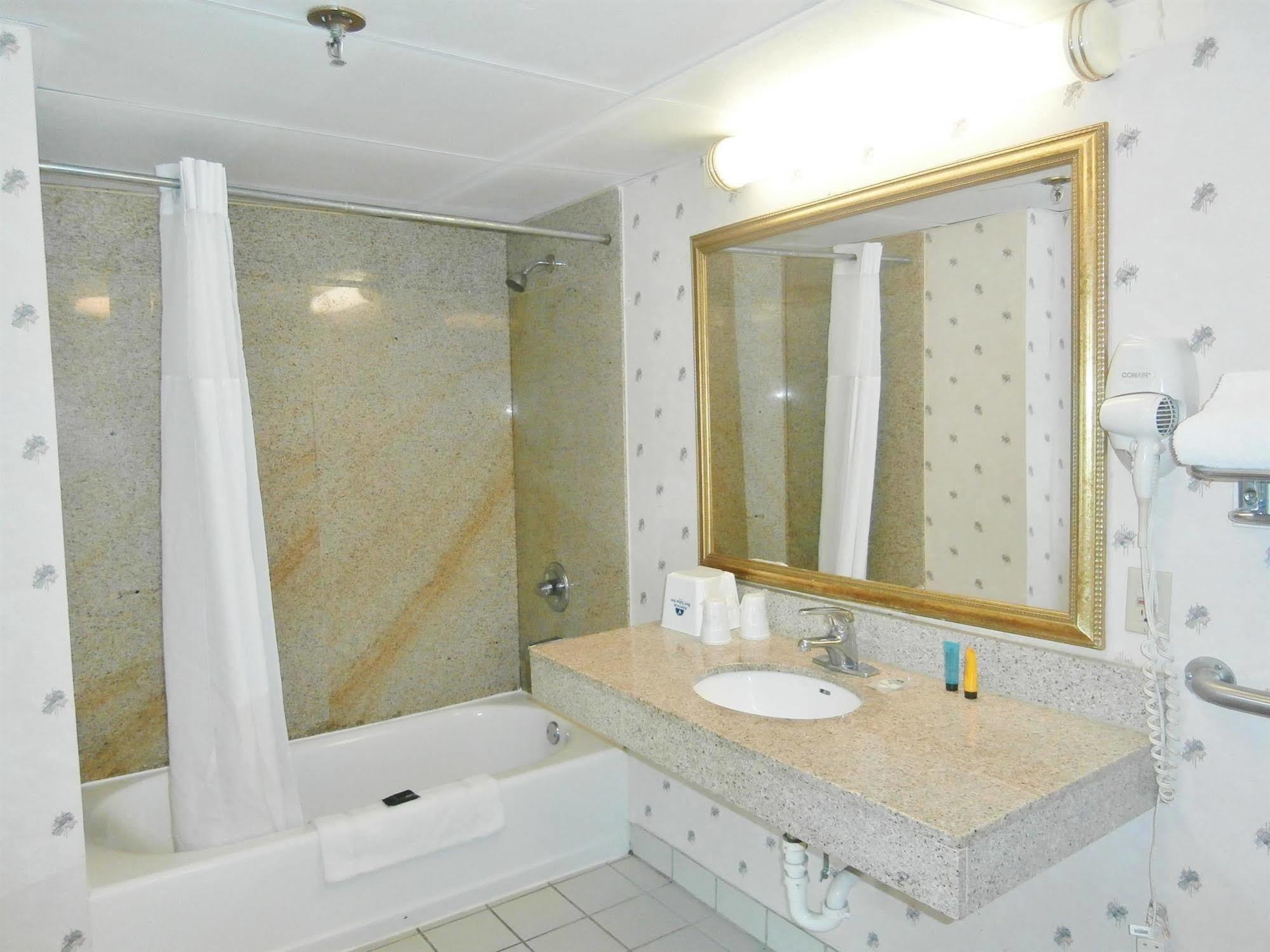 My Home & Suites コビントン エクステリア 写真